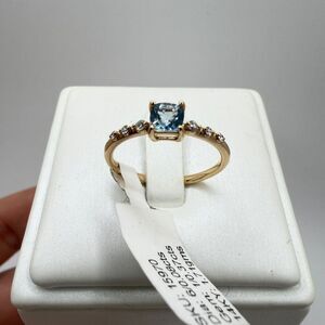 NWT .37ct cushion cut Aquamarine w/ .08cts natural diamonds in 14kt YG ring!